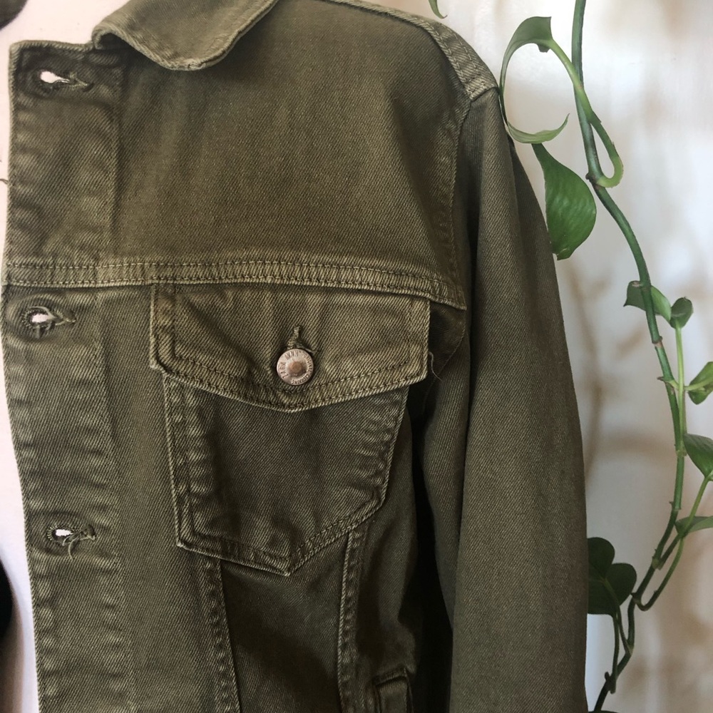 Zara army green mens unisex Jean Jacket men’s size Medium cotton